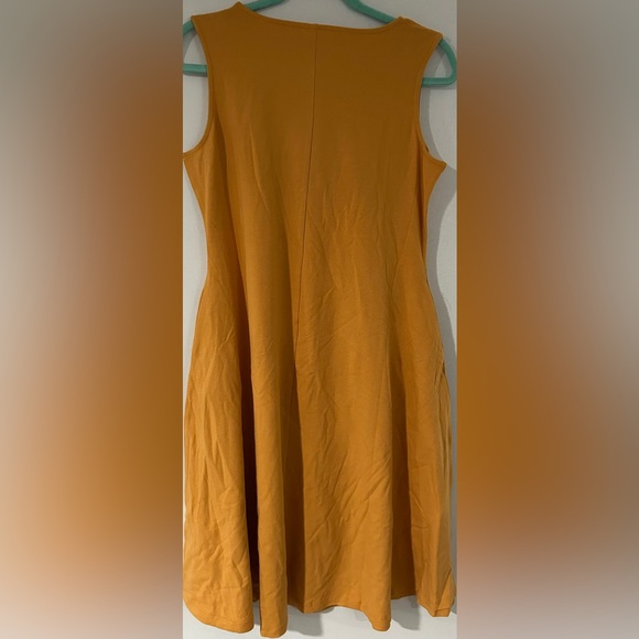 No Sleeve Midi Dress with Hidden Pockets - Picture 3 of 4